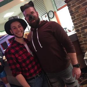 Meet your Posher, Robert