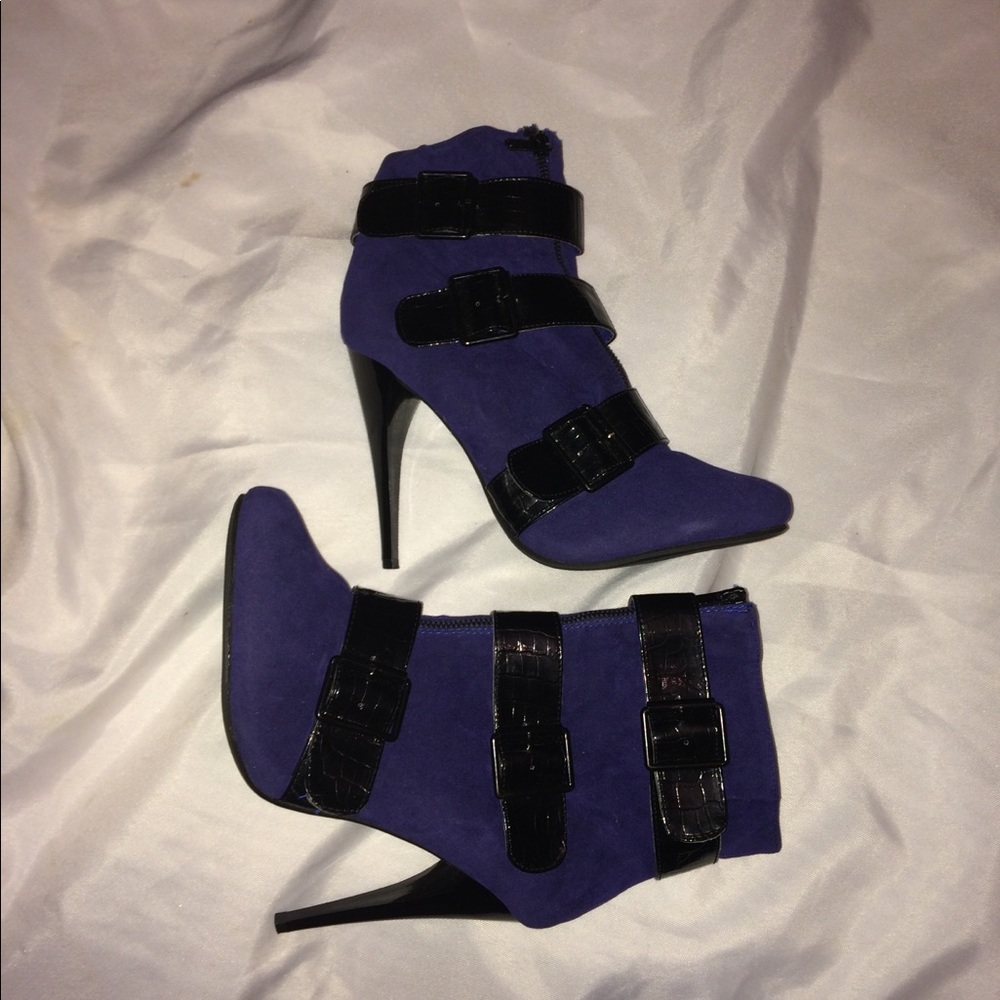 High heel ankle boots