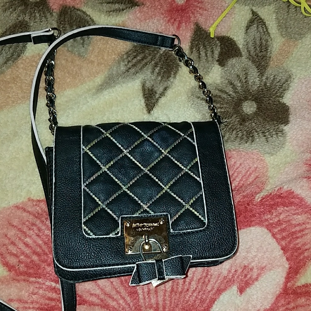 Shoulder bag