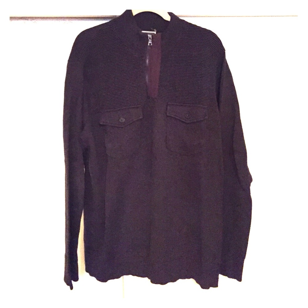 Men’s gray sweater