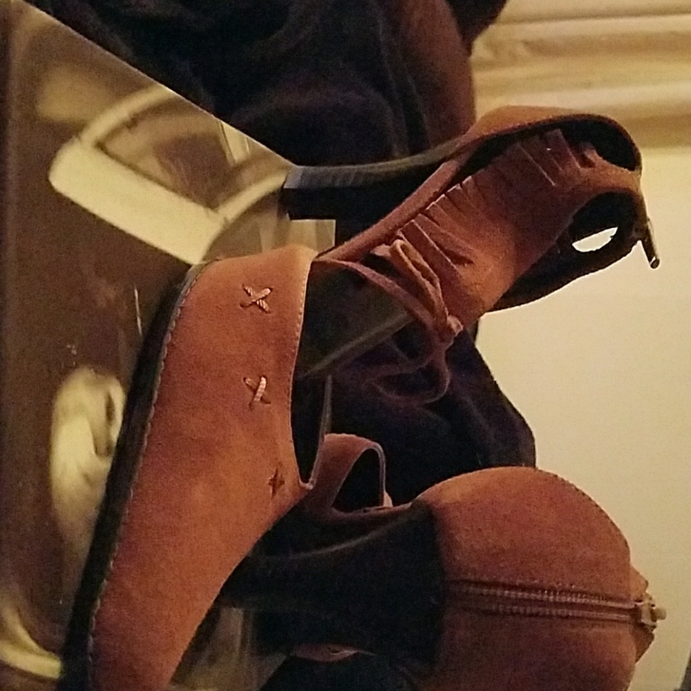 Size 8.5 shoes worn once