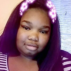 Meet your Posher, Alisha