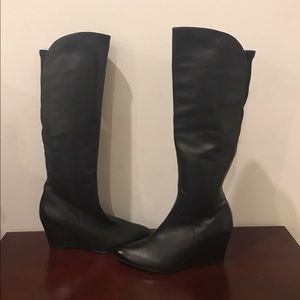 ⛔️SOLD⛔️Stuart Weitzman New Nappa wedge size 7.5