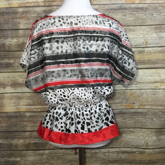 Rubie Rd. Top - Picture 3 of 4