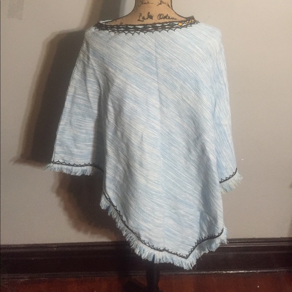 Hand Made Poncho - Picture 4 of 5