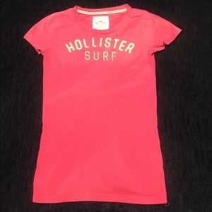 Hollister tee