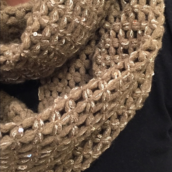 Infinity Scarf - Picture 3 of 5