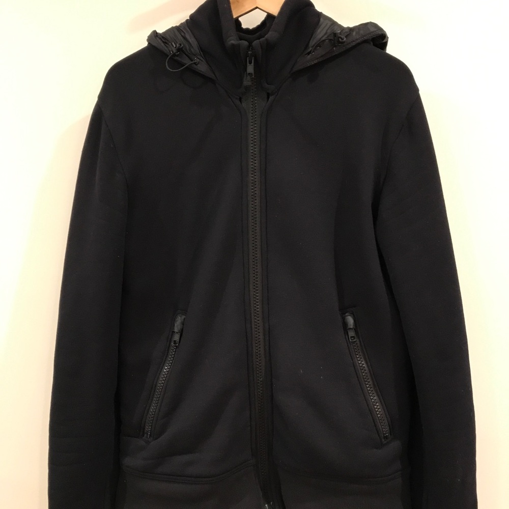 Lululemon Men's Athletic Puffer-style Jacket