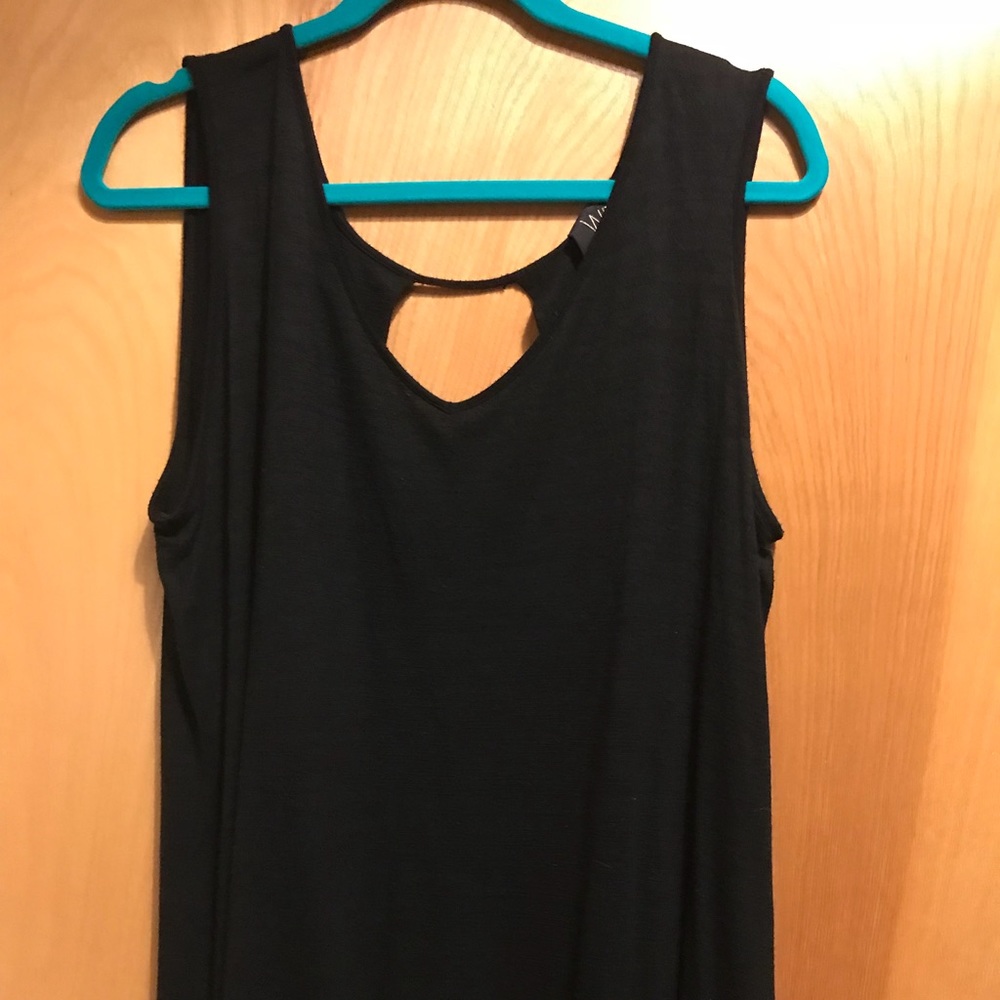 Black key hole loose tank top W5 SZ 1X