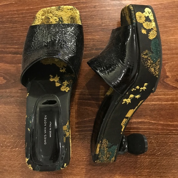 Dries Van Noten Slides 40 - Picture 1 of 8