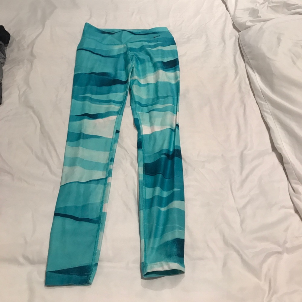Nike leggings
