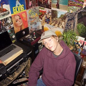 Meet your Posher, Jackson