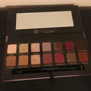 Modern Renaissance palette