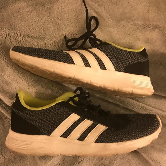 Adidas like new grey sneakers men’s size 8.5 - Picture 3 of 5