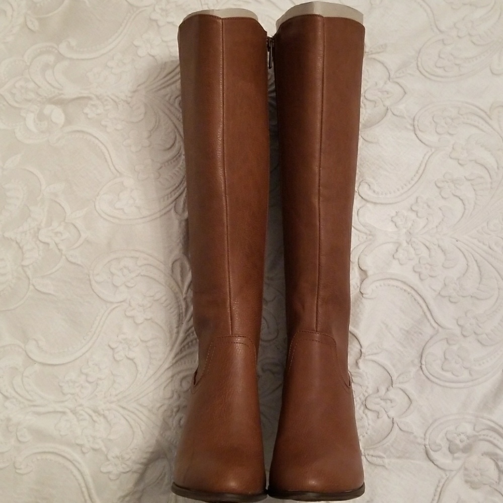 Tall brown Breckelles boots, size 5.5.  New.