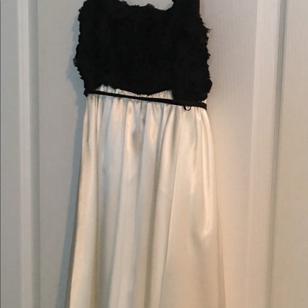 Girls holiday dress