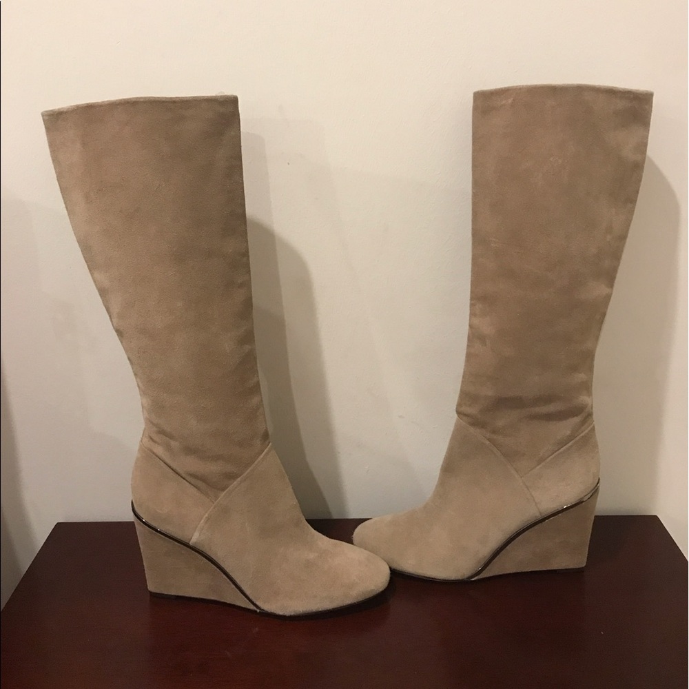 Diane Von Furstenberg NEW wedge boots suede sz 9.5