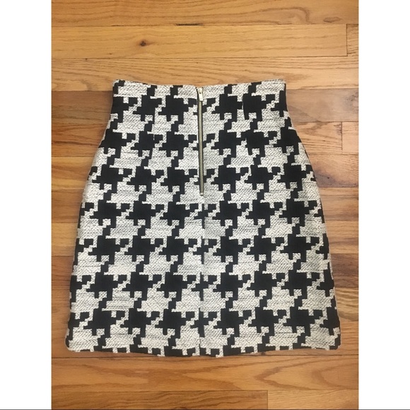 Patterned skirt - Picture 2 of 3