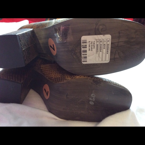 ❤️SOLD ‼️❤️SALE🌲🙏🏾❤️❤️Free People boots - Picture 3 of 6