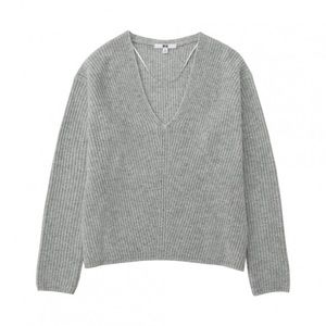 Uniqlo v neck sweater