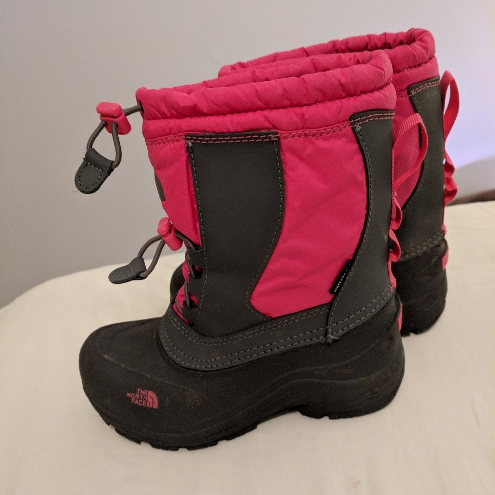 The North Face girls boots, US 1.0, EU 32