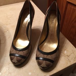 Coach Wedges (Firm) no bundle