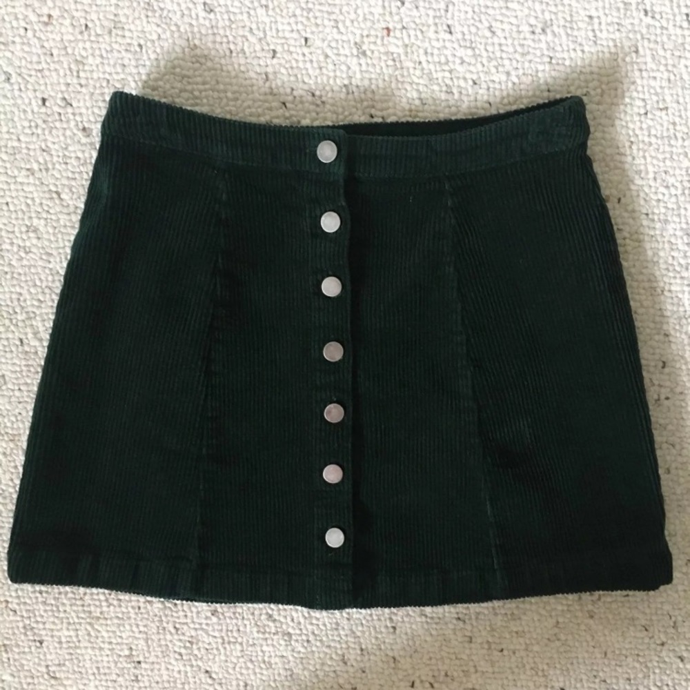 Dark green corduroy skirt!