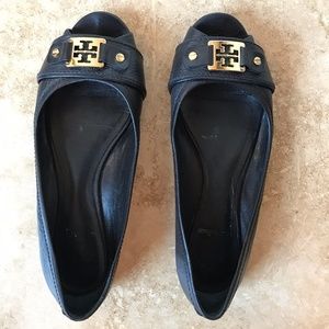 Tory Burch "Cline" Black Peep Toe Flats Size 8