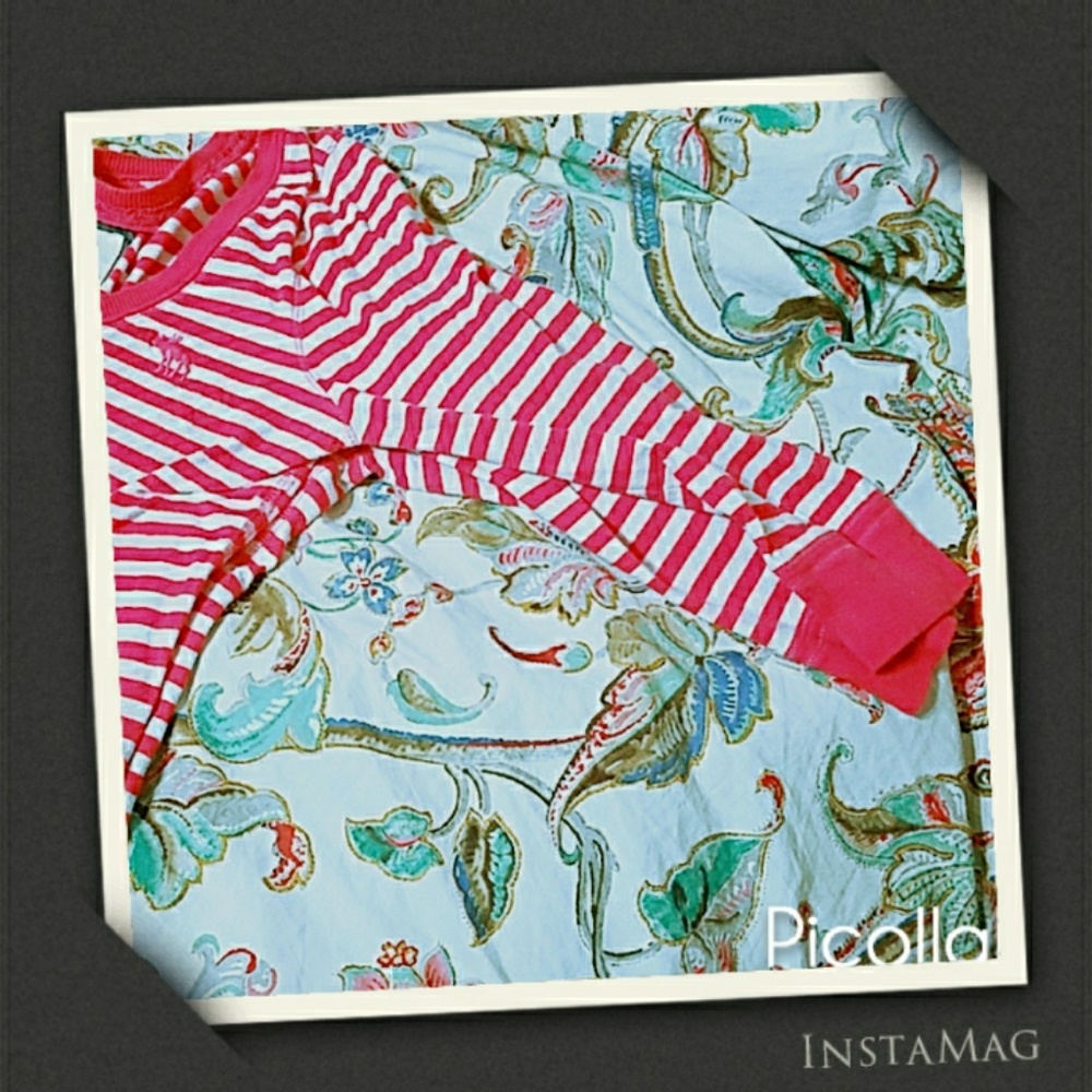 Red and white stripe fitted shirt