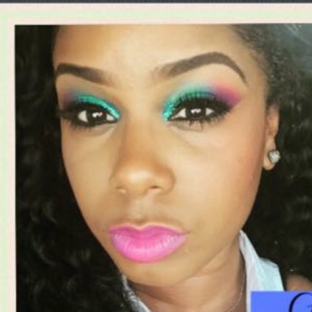 Meet your Posher, Chasity