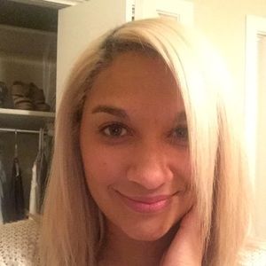 Meet your Posher, Vanessa