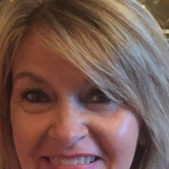 Meet your Posher, Patsy - Picture 1 of 1