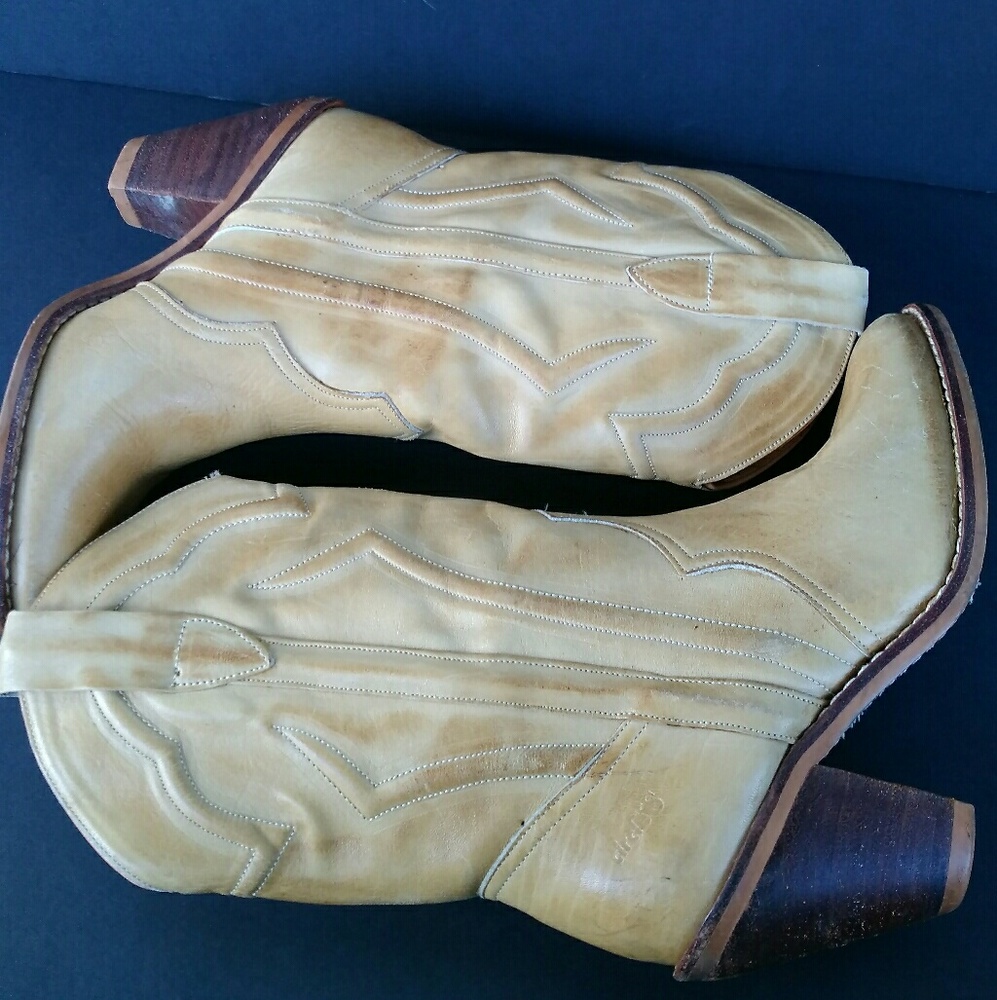 Vintage Circle S Women's boot, Genuine Leather