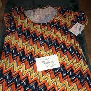 Lularoe small perfect tee bnwt