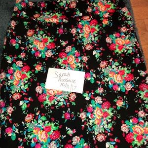 Lularoe Xl vintage rose Cassie
