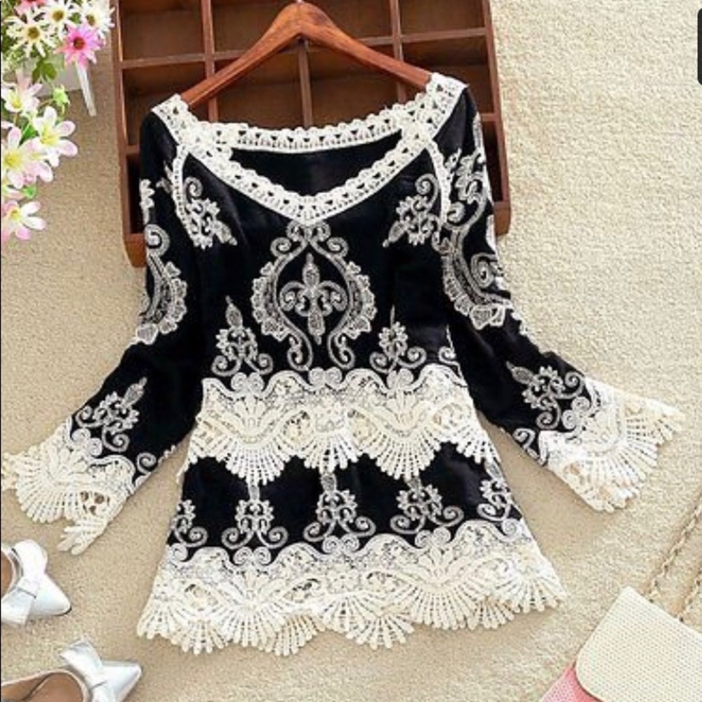 Gorgeous black and white lace top