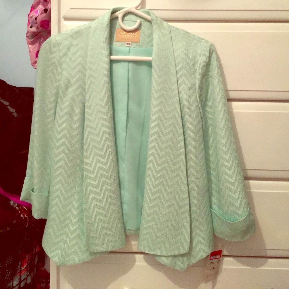 New with tags!!! Alberto Makali shirt.