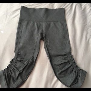 Lululemon:  flow crop seamless running capris