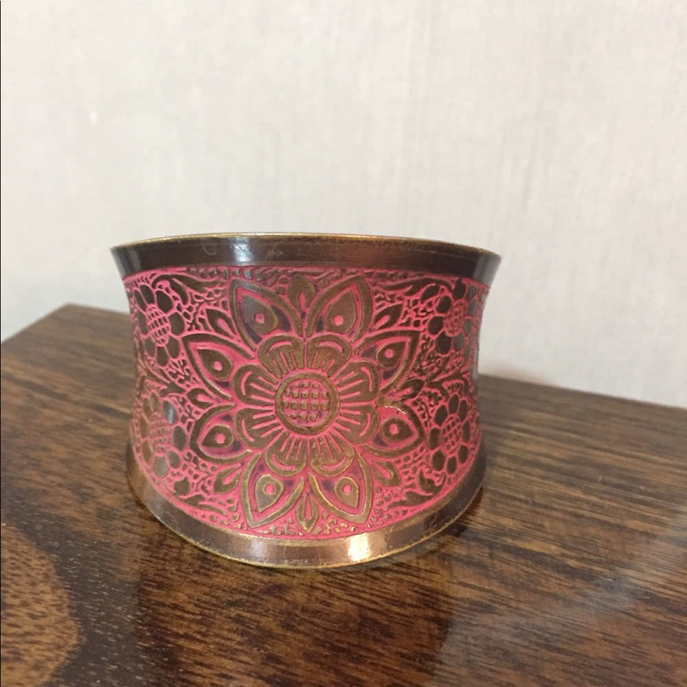 Cuff bracelet