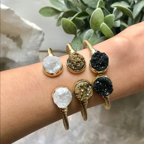 Natural druzy agate cable bangle - Picture 3 of 6