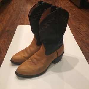 Men’s Ariat cowboy boots Black Tan Sz 10 D (wide)