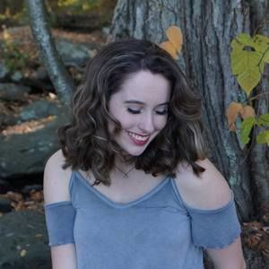 Meet your Posher, Elena
