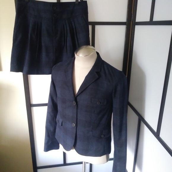 Gap Suit with separate sizing Jacket 8 Skirt 4 - Picture 2 of 8