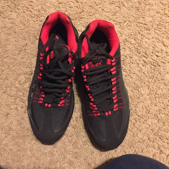 Nike Shoes - Nike Air Max