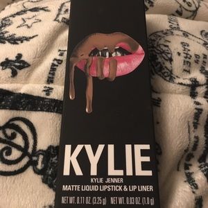 Kyliecosmetics fall matte lipstick