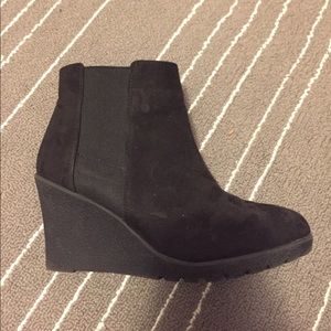 Wedge ankle boots