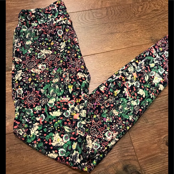 LuLaRoe Pants - Navy background NWT LuLaRoe Leggings