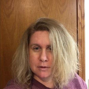 Meet your Posher, Suzanne