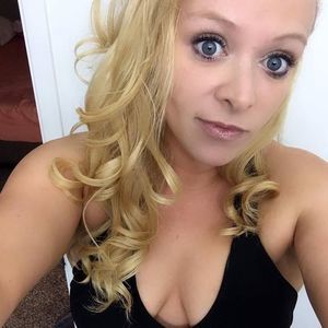 Meet your Posher, Chrissy