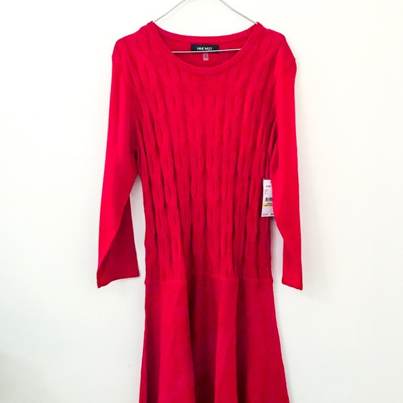 Dress - Picture 1 of 1